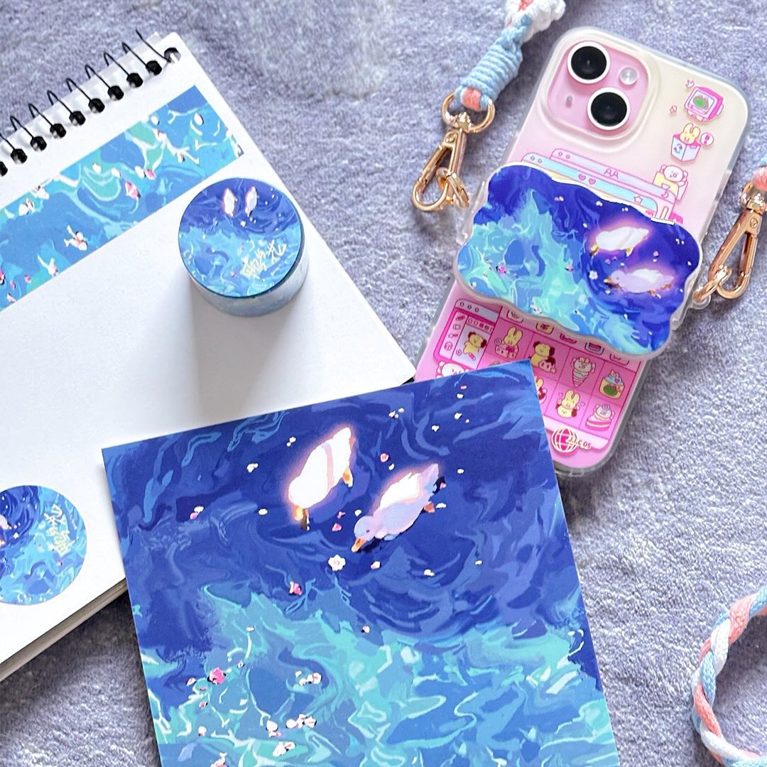 Cross body phone strap-Ducks & Flowers