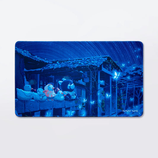 The red panda and butterflies Deskmat